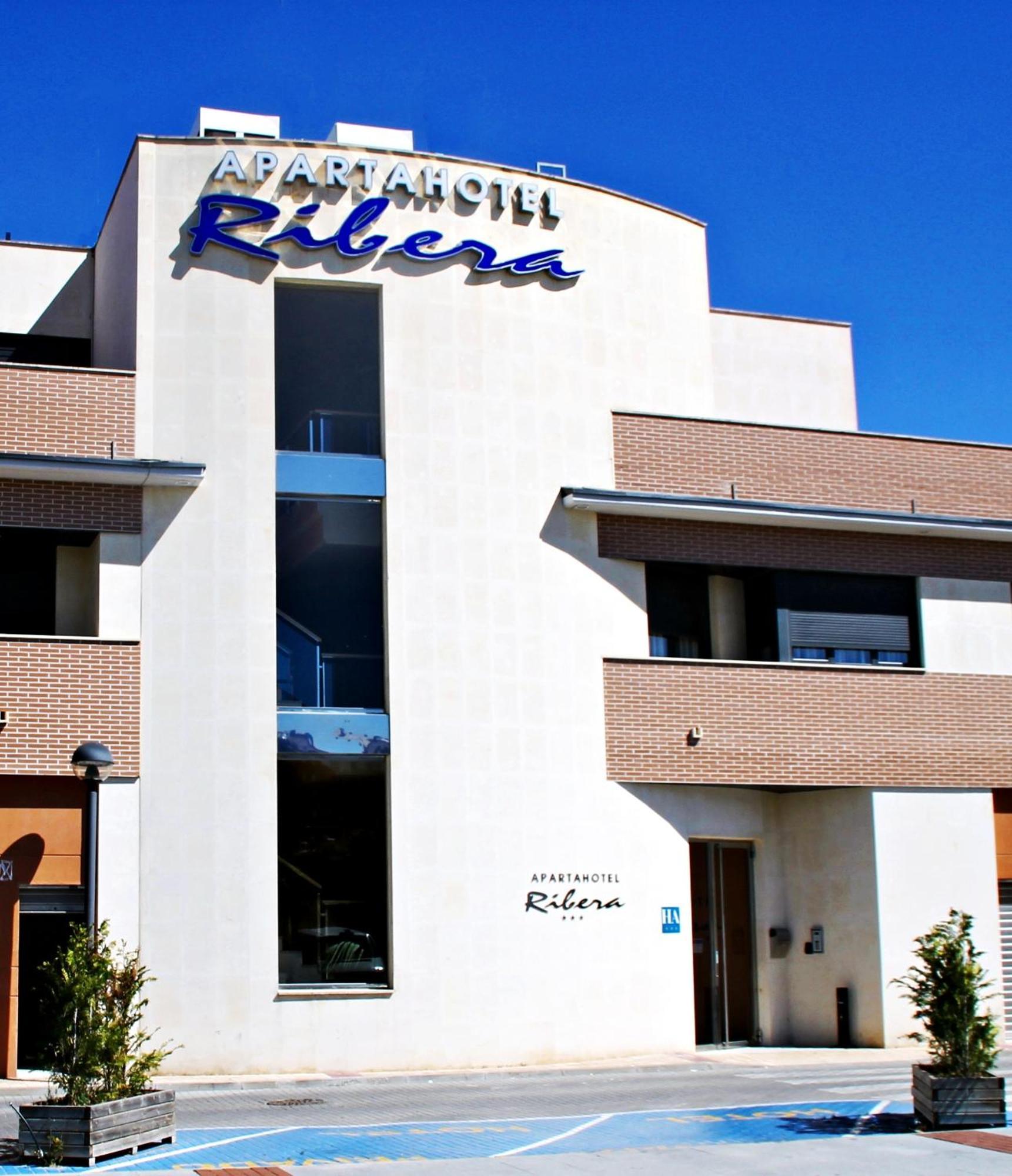 Apartahotel Ribera Arroyo de la Encomienda Eksteriør billede